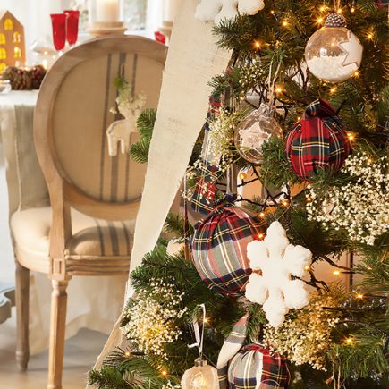 Albero di Natale rosso e verde