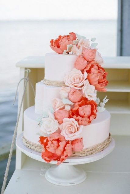 Wedding cake per il matrimonio Living Coral