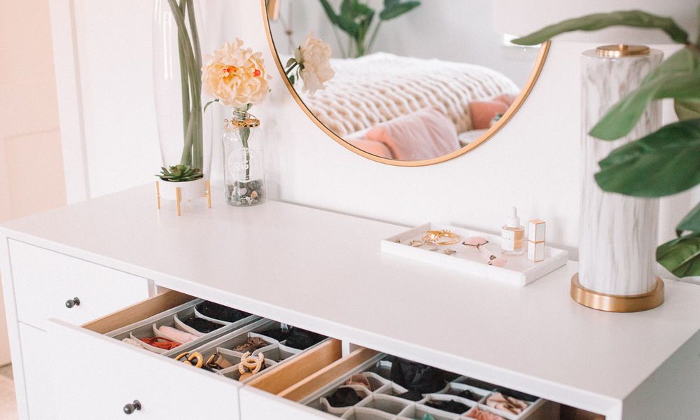 Decluttering camera da letto