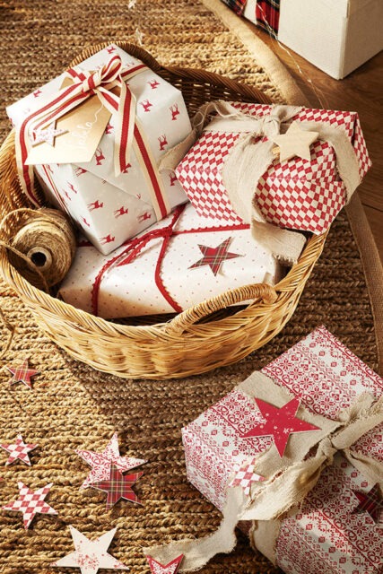 Packaging di Natale con un tocco rustico